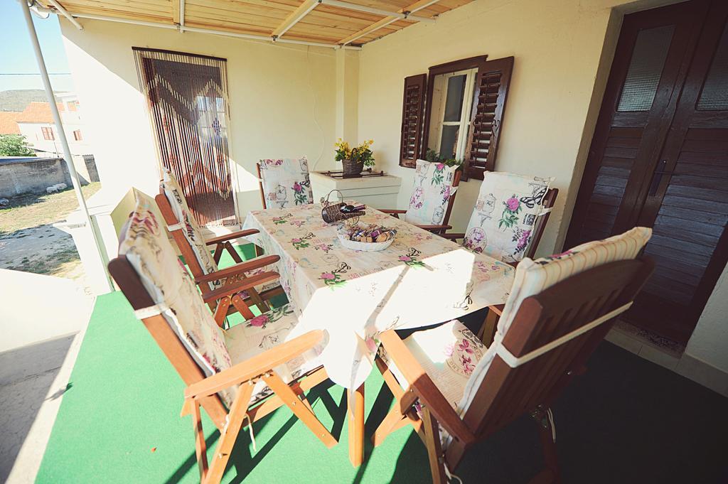 Apartment Karla Jadrtovac Bilik gambar